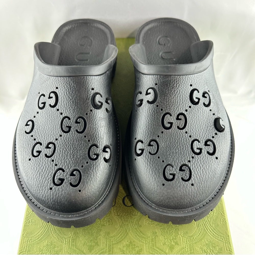 GUCCI Mens BLACK Laser Cut GG Rubber CLOGS Mules Size US 10